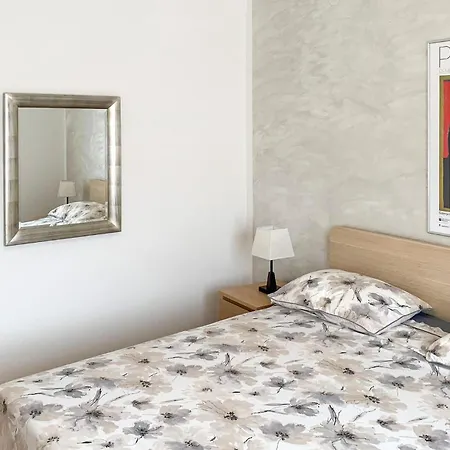 2 Bedroom In Апартаменты *
