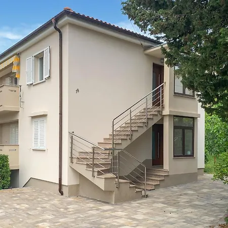 2 Bedroom In Апартаменты