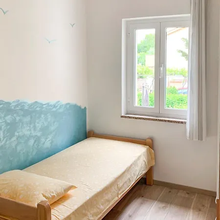 2 Bedroom In Apartman Baška